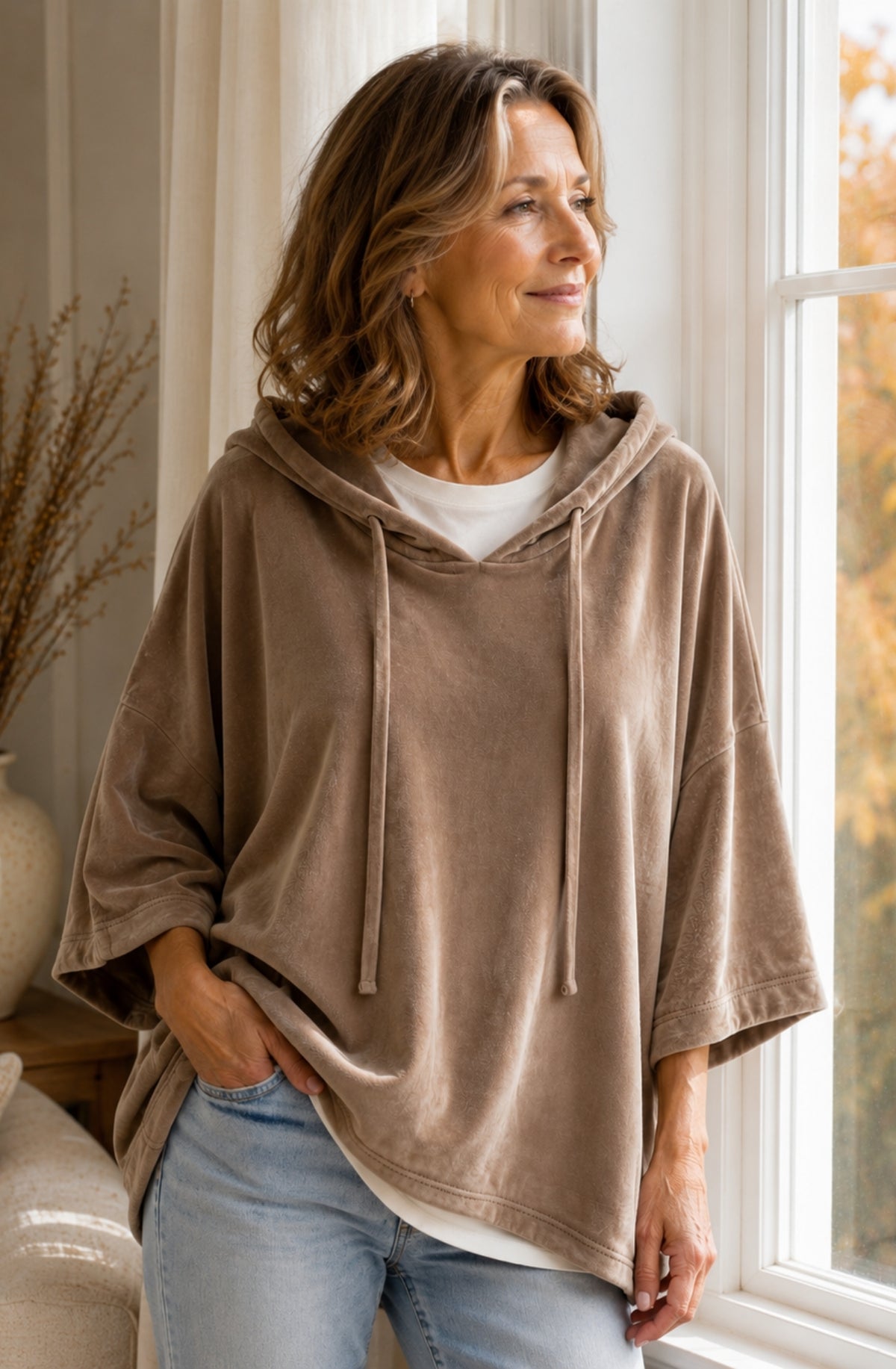 Élodie™ Oversized Velvet Hooded Top