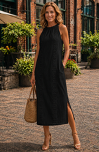 Elara™ Elegant Lace Midi Dress