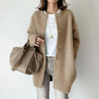 Elegant Women's Cardigan for Any Outfit