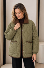 Elowen™ Quilted Corduroy Collar Jacket